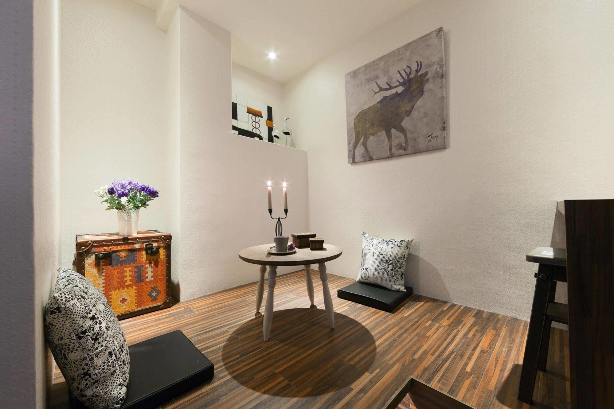 Herb Art Hotel Csilung Kültér fotó